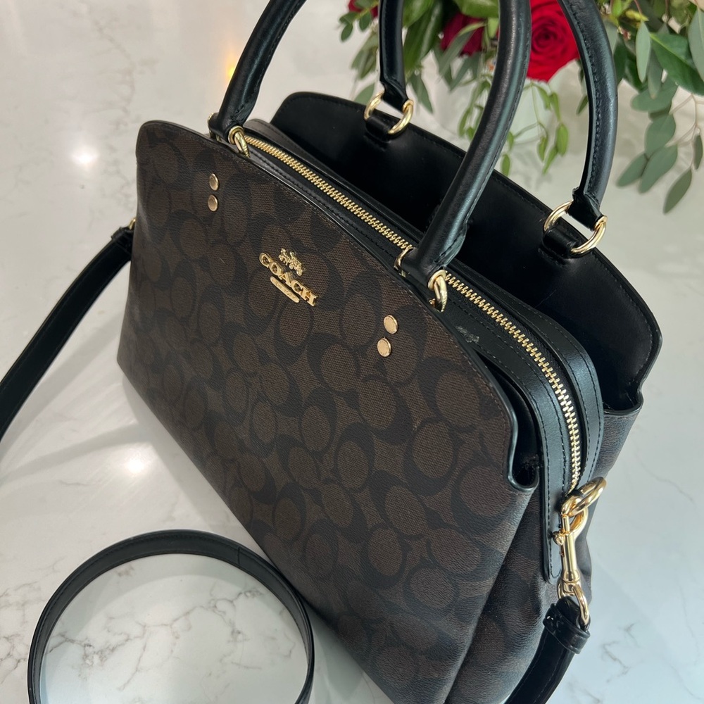 Lillie Carryall Signature Coach Purse